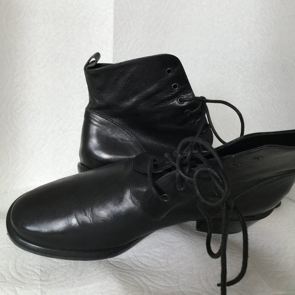Sz 8 Blk Women Vintage JOAN and DAVID Boots